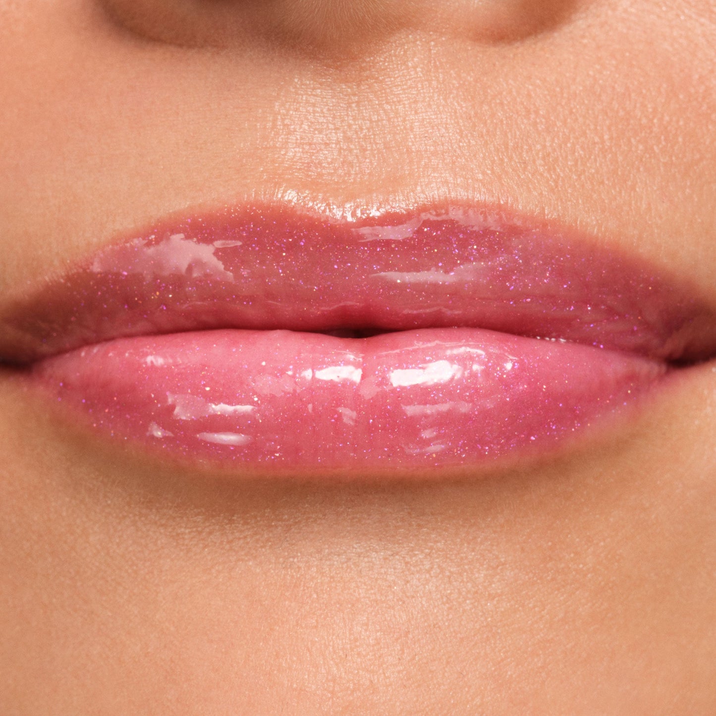 phyto-glow-lip-balm-shimmer-eclipse-t4 NATR-10133-Phyto-Glow-Lip-Hover-Eclipse.jpg