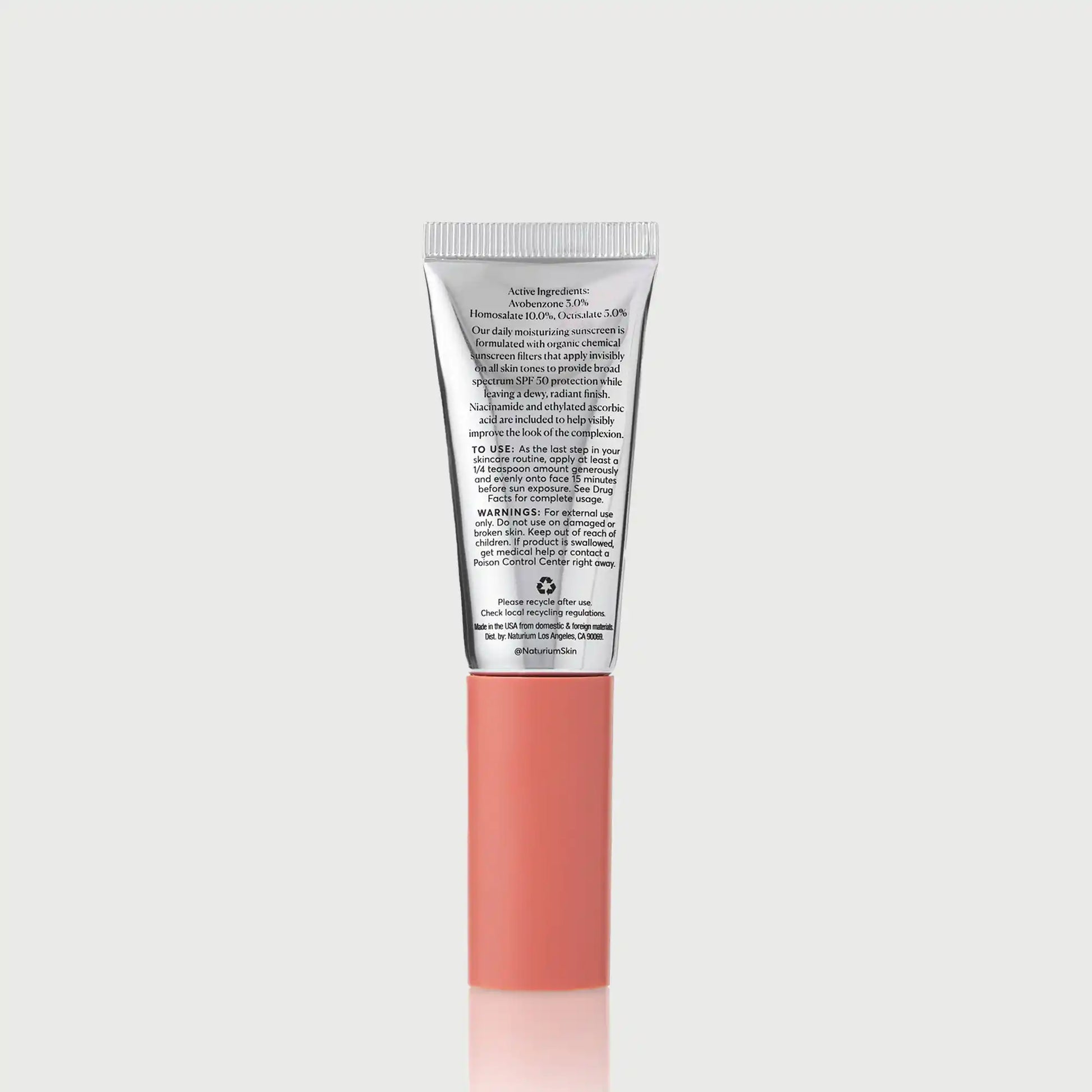 dew-glow-moisturizer-spf-50-travel-size-l3 NATR-10157_Dew-Glow-Moisturizer-SPF-50-Mini_back_capon_bonebkgd_d7cb9bbb-e294-42e2-8d5a-28c73c09b5b5.webp