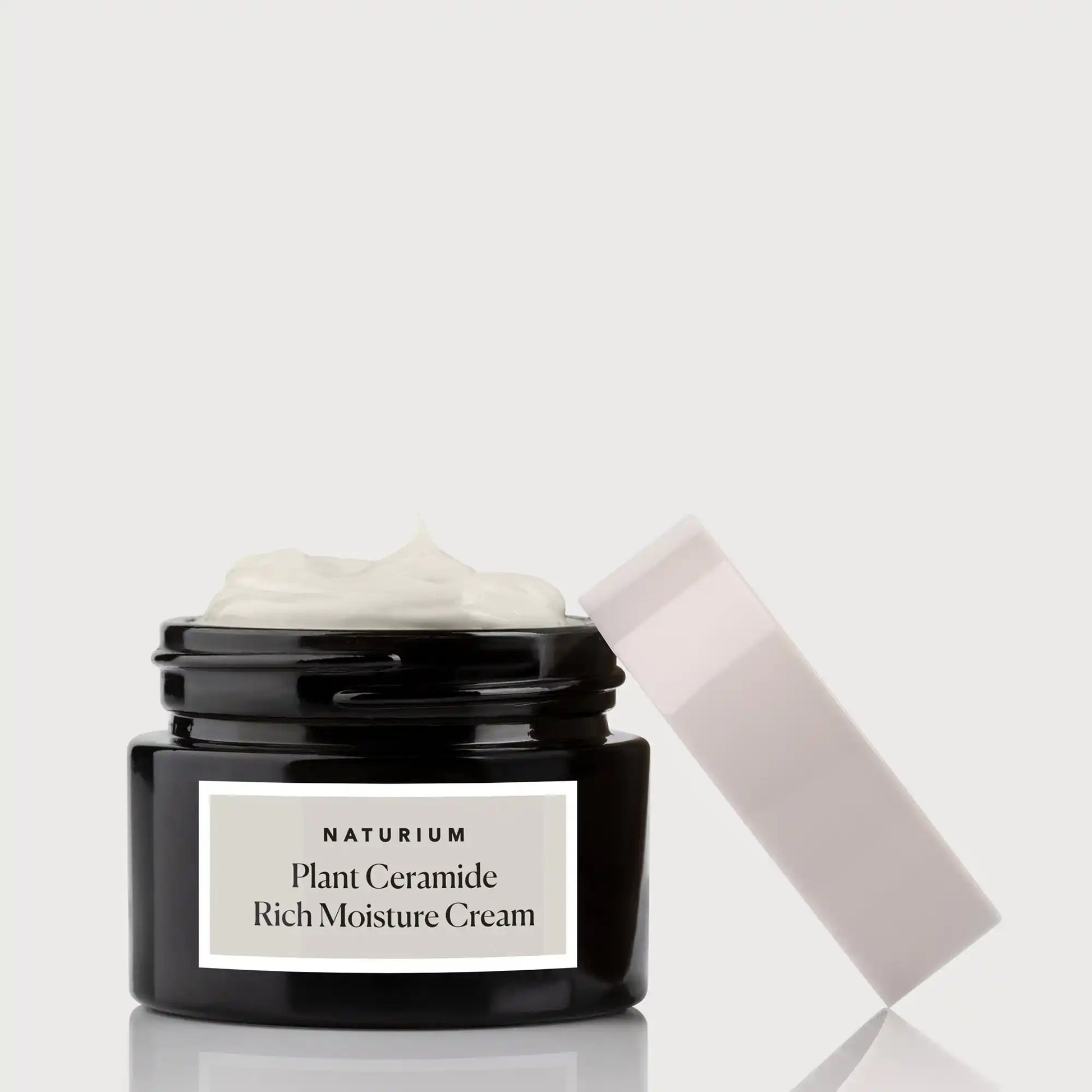 plant-ceramide-rich-moisture-cream-o5 NATR_Catalog_PCRM-Cream-CapOff.webp