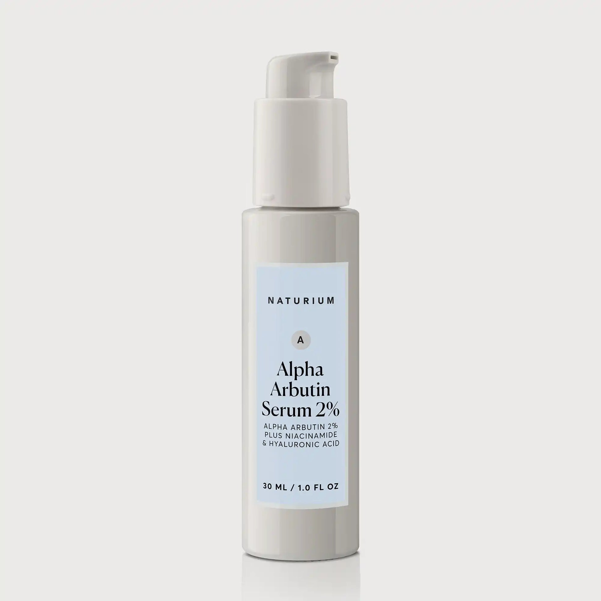 alpha-arbutin-serum-2-s4 NATR_Ecomm_AA-Serum_CapOff.webp